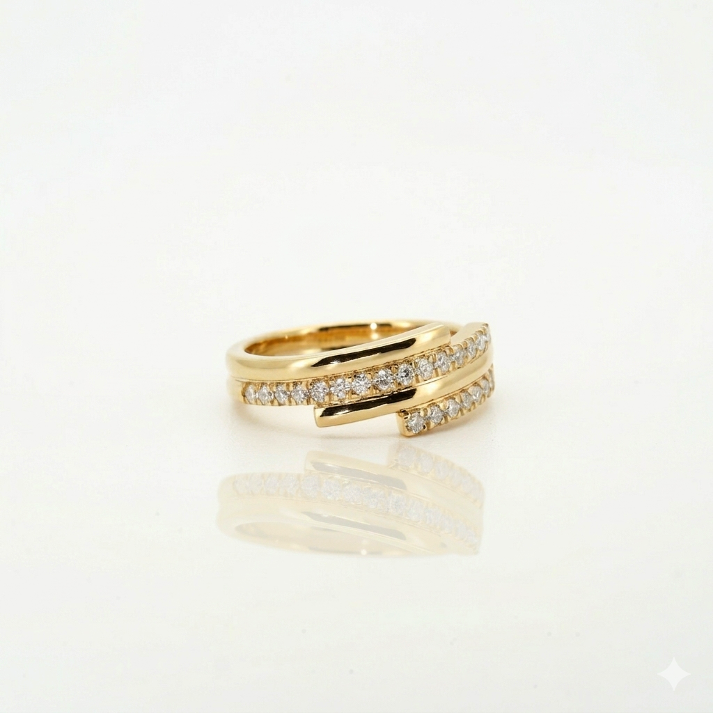 Lumière Bypass Band — 925 Silver & Moissanite Diamond Ring